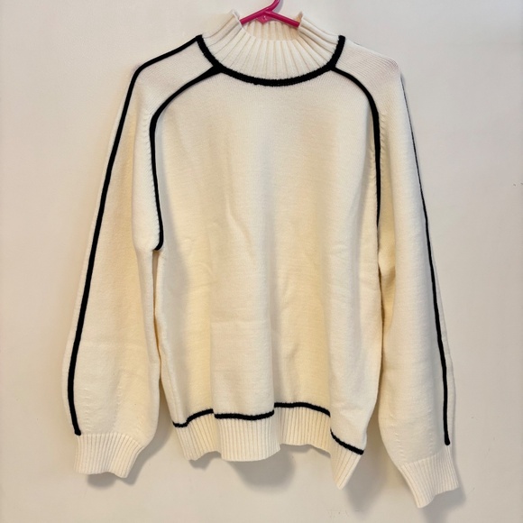Mock Neck Long Sleeve Oversized Sweater Cream Black Contrast Trim Womens M NWOT - Picture 2 of 3